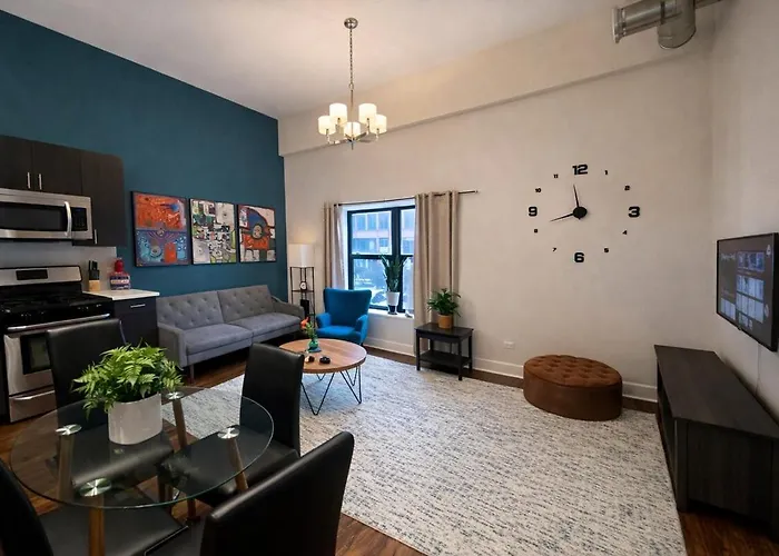 Mccormick Place 420 Friendly 3br In Downtown With Optional Parking Sleeps 8 Guests Near Soldier Field, Grant Park And Lakefront Trail Apartamento Chicago